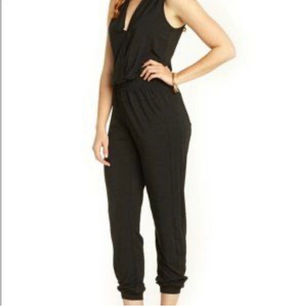 Tart V-neck Jumpsuit size M black